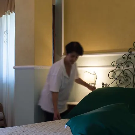 Ogpian Delle Starze 호텔